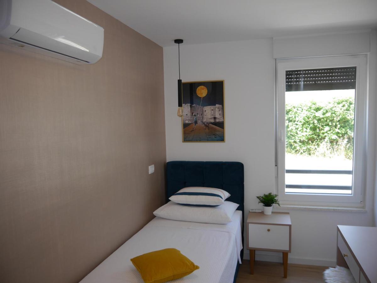 Apartment "Mon Ami" Trogir Exterior photo